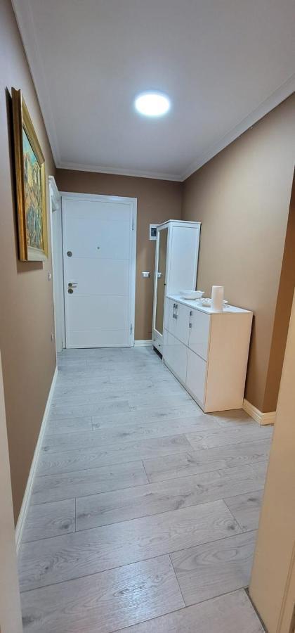 New Bazar Luxury Apartment Tirana Exterior foto